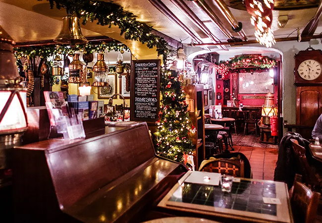 The Spyglass Inn - Christmas Opening Hours 2023